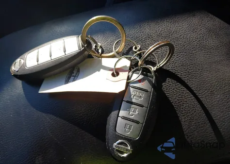 2015 Nissan Rogue Sv из США, поврежденный, VIN KNMAT2MV0FP578547